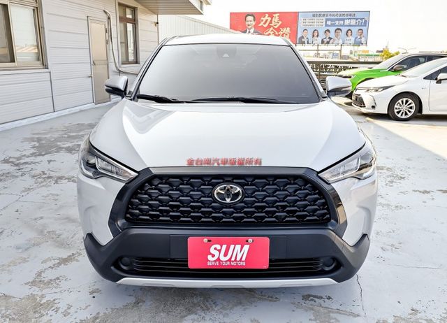 汽油版✓一手只跑1.9萬✓原廠保養✓全車原板件✓NAVI✓ACC✓AEB✓車道維持✓倒車顯影✓可全貸✓不用殺價就很便宜✓  第4張相片