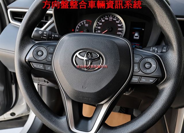 汽油版✓一手只跑1.9萬✓原廠保養✓全車原板件✓NAVI✓ACC✓AEB✓車道維持✓倒車顯影✓可全貸✓不用殺價就很便宜✓  第12張相片