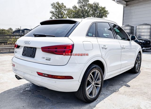 改版✓35 TFSI✓180hp✓4WD✓全景天窗✓雙電動椅✓定速✓倒車顯影✓全車原板件✓一年只跑不到一萬✓可全貸✓  第2張相片