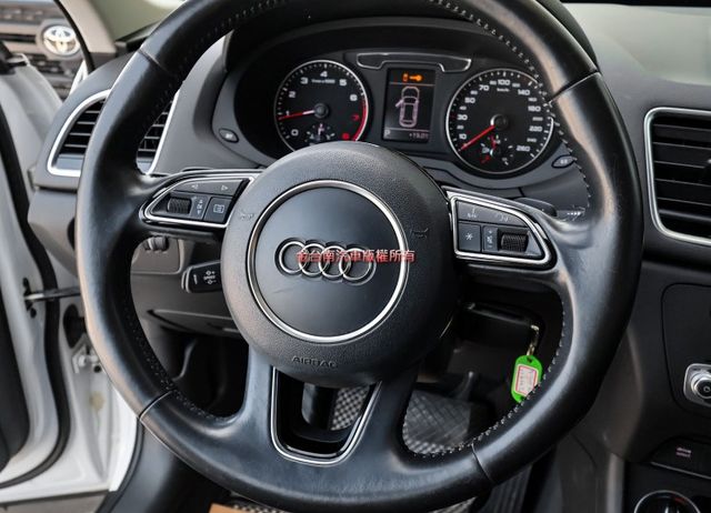 改版✓35 TFSI✓180hp✓4WD✓全景天窗✓雙電動椅✓定速✓倒車顯影✓全車原板件✓一年只跑不到一萬✓可全貸✓  第12張相片