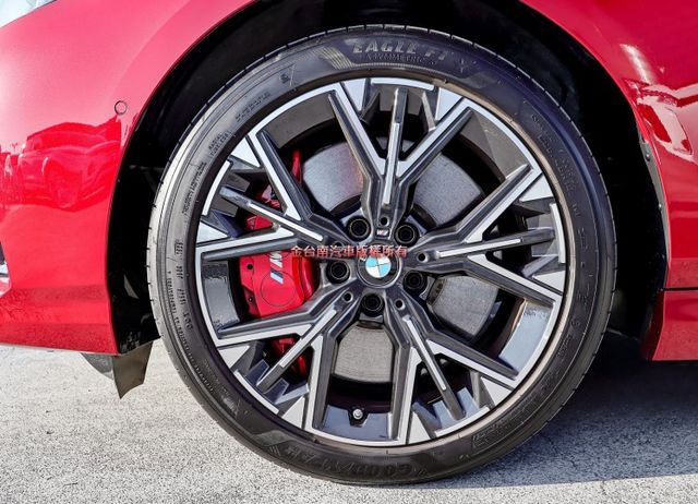 豪華四門轎跑M版✓現省39萬✓一手車✓原鈑件✓5AU安全輔助✓自動停車✓記憶椅✓雙電動椅✓環景✓夜色套件✓擾流尾翼✓  第7張相片