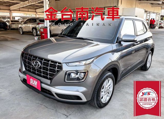 22年式12月出廠領牌✓一手車少跑✓原廠保養✓全車原板件✓原廠影音✓TCS✓ABS✓全車六安✓可全貸✓不用殺價就很便宜✓  第1張相片