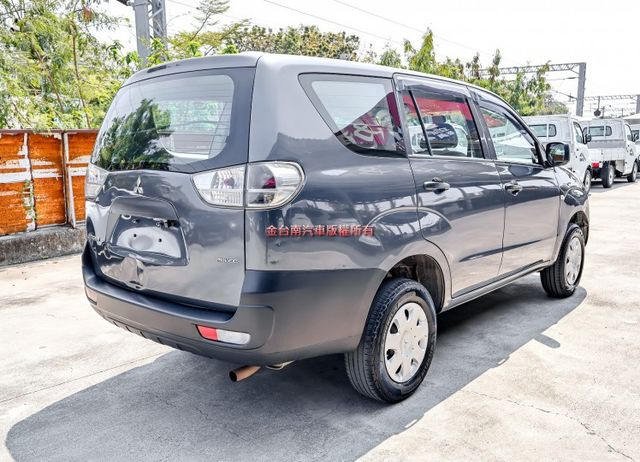 客貨兩用✓少跑里程保證✓全車原板件✓車況超好✓附全額發票✓可全貸✓不用殺價就很便宜✓  第4張相片