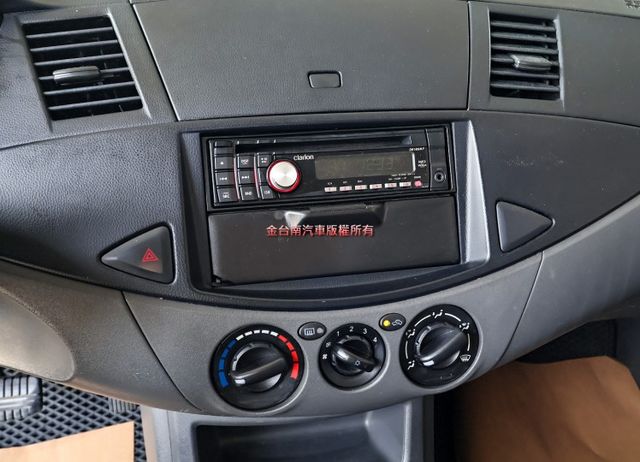 客貨兩用✓少跑里程保證✓全車原板件✓車況超好✓附全額發票✓可全貸✓不用殺價就很便宜✓  第10張相片