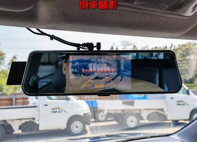 客貨兩用✓少跑里程保證✓全車原板件✓車況超好✓附全額發票✓可全貸✓不用殺價就很便宜✓  第12張相片