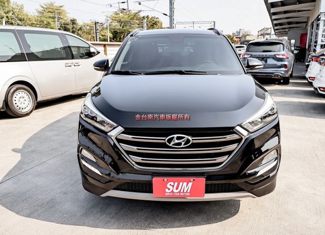 柴油菁英版✓全車原鈑件✓全景天窗✓電動椅✓恆溫✓iKEY✓定速✓TCS✓ABS✓六安✓LED頭燈✓里程保證✓  第4張相片