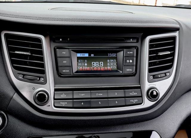 柴油菁英版✓全車原鈑件✓全景天窗✓電動椅✓恆溫✓iKEY✓定速✓TCS✓ABS✓六安✓LED頭燈✓里程保證✓  第16張相片