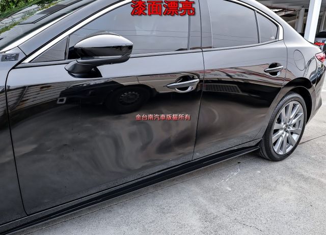 Signature頂級版✓24年式24年領牌✓一手只跑八千✓記憶椅✓HUD✓LV2✓環景✓BOSE音響✓原板件✓可全貸✓  第6張相片