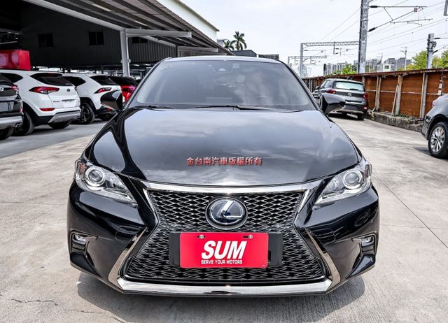 末代豪華版✓雙電動椅✓ACC✓AEB✓車道偏離✓iKEY✓倒車顯影✓全車原板件✓四輪全新胎✓可全貸✓不用殺價就很便宜✓  第4張相片