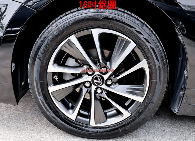 末代豪華版✓雙電動椅✓ACC✓AEB✓車道偏離✓iKEY✓倒車顯影✓全車原板件✓四輪全新胎✓可全貸✓不用殺價就很便宜✓  第7張相片