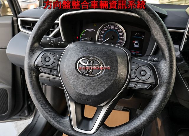 油電豪華版✓25年式11月出厰✓只跑一萬✓全車原板件✓安卓影音✓LV2✓iKEY✓全車九安✓可全貸✓不用殺價就很便宜✓  第11張相片