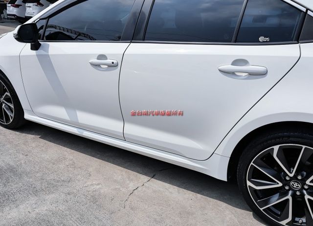 豪華+版✓一手車✓全車原鈑件✓ACC✓車道偏離✓iKEY✓倒車顯影✓恆溫空調✓安卓影音✓代步通勤好選擇✓可全貸✓  第6張相片