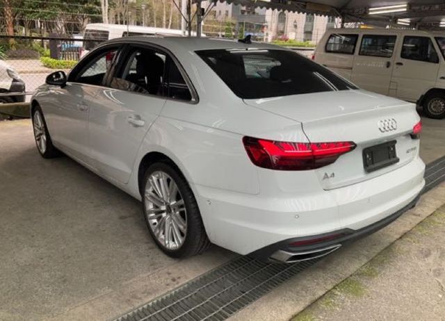 一手25年領牌✓只跑5千✓全車原板件✓雙電動椅✓環景✓衛星導航✓LV2✓19吋鋁圈✓可全貸✓不用殺價就很便宜✓  第2張相片