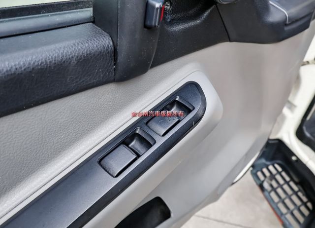 FRP車箱✓自手排✓視野輔助系統✓全車原板件✓附全額發票✓可全貸✓事業打拼好幫手✓不用殺價就很便宜✓  第9張相片