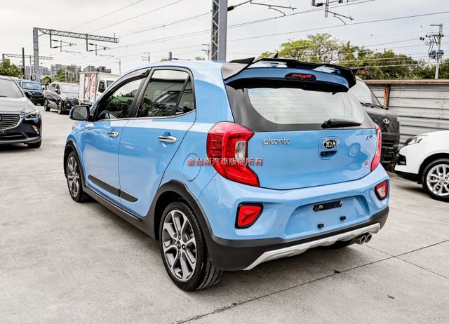 X-LINE✓19年式✓19年領牌✓只跑4.9萬✓原廠保養✓原鈑件✓恆溫✓iKEY✓盲點✓AEB✓衛星導航✓七安✓  第2張相片