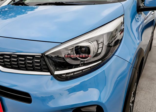 X-LINE✓19年式✓19年領牌✓只跑4.9萬✓原廠保養✓原鈑件✓恆溫✓iKEY✓盲點✓AEB✓衛星導航✓七安✓  第5張相片
