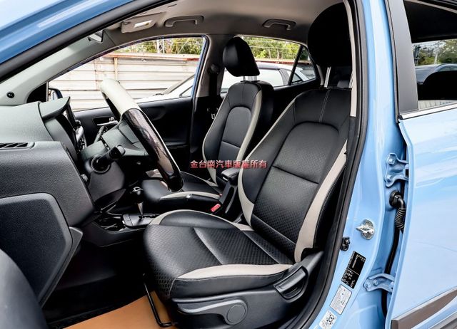 X-LINE✓19年式✓19年領牌✓只跑4.9萬✓原廠保養✓原鈑件✓恆溫✓iKEY✓盲點✓AEB✓衛星導航✓七安✓  第7張相片