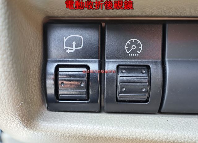 ✓輪胎剛換新✓只跑7.7萬✓全車原鈑件✓電動椅✓天窗✓安卓影音✓恆溫空調✓可全貸✓不用殺價就很便宜✓  第10張相片