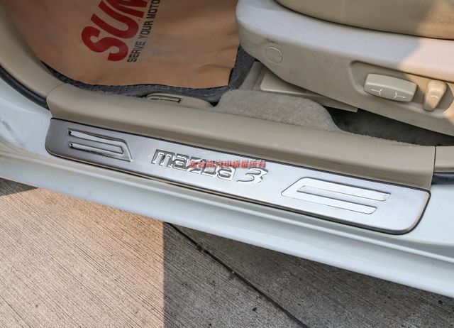 ✓輪胎剛換新✓只跑7.7萬✓全車原鈑件✓電動椅✓天窗✓安卓影音✓恆溫空調✓可全貸✓不用殺價就很便宜✓  第12張相片