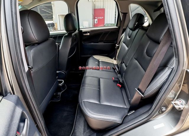 24年式✓23/12出廠✓最高輕鬆版✓一手車✓只跑1.5萬✓原鈑件✓iKEY✓電動尾門✓恆溫✓影音✓原廠保養及保固中✓  第8張相片