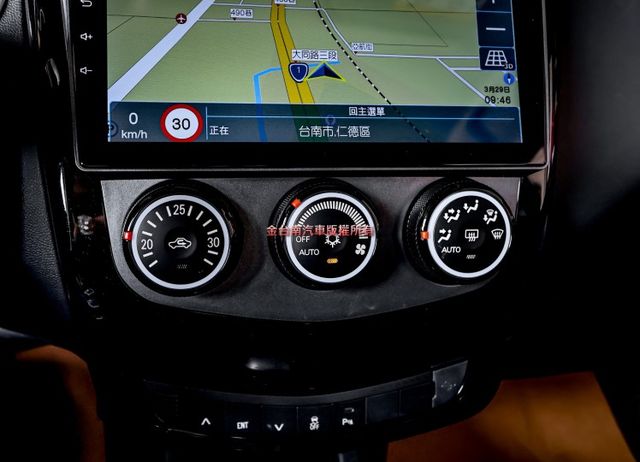 24年式✓23/12出廠✓最高輕鬆版✓一手車✓只跑1.5萬✓原鈑件✓iKEY✓電動尾門✓恆溫✓影音✓原廠保養及保固中✓  第17張相片