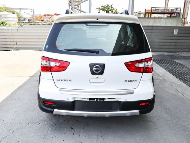 旗艦版✓一手車✓原鈑件✓iKEY✓安卓機✓恆溫✓盲點✓ABS✓雙安✓抬頭顯示器✓電折後視鏡✓里程保證✓可全貸✓  第3張相片