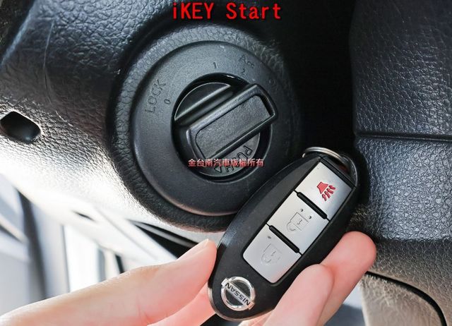 旗艦版✓一手車✓原鈑件✓iKEY✓安卓機✓恆溫✓盲點✓ABS✓雙安✓抬頭顯示器✓電折後視鏡✓里程保證✓可全貸✓  第14張相片