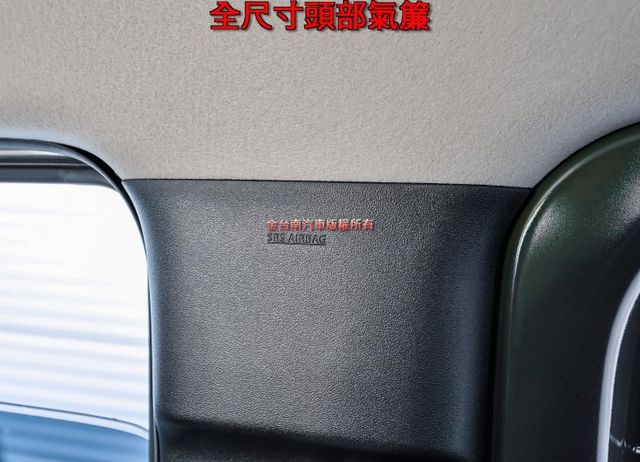 9月出廠10月領牌✓一手只跑1.7萬✓全車原板件✓4WD✓原廠影音✓車載系統✓恆溫✓可全貸✓不用殺價就很便宜✓  第18張相片