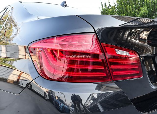 17年式✓總代理✓只跑5.3萬✓雙電動椅✓電動尾門✓衛星導航✓倒車顯影✓iKEY✓車況超好✓可全貸✓不用殺價就很便宜✓  第6張相片