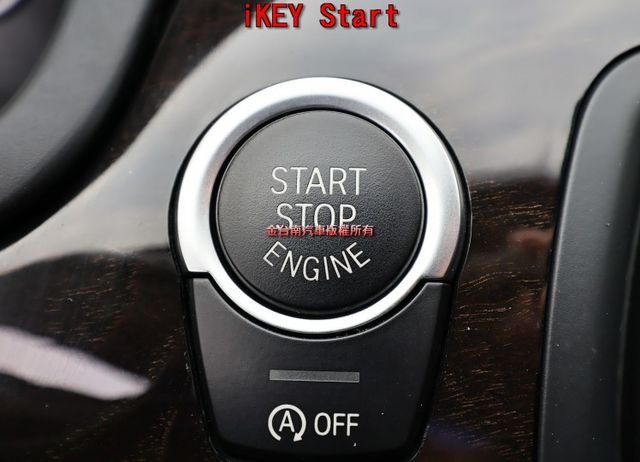 17年式✓總代理✓只跑5.3萬✓雙電動椅✓電動尾門✓衛星導航✓倒車顯影✓iKEY✓車況超好✓可全貸✓不用殺價就很便宜✓  第15張相片