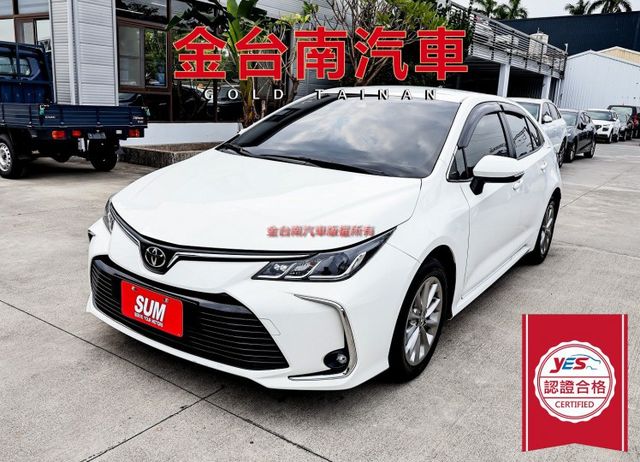 尊爵版✓一手車✓只跑3.7萬✓原鈑件✓原廠保養✓盲點✓iKEY✓恆溫✓九安✓ACC✓AEB✓車道維持✓  第1張相片