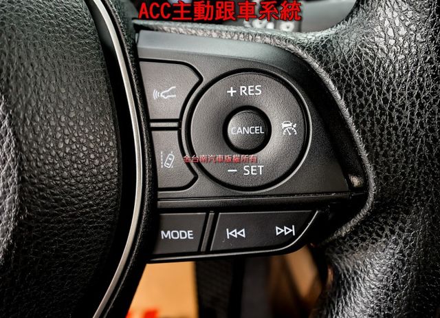 尊爵版✓一手車✓只跑3.7萬✓原鈑件✓原廠保養✓盲點✓iKEY✓恆溫✓九安✓ACC✓AEB✓車道維持✓  第13張相片