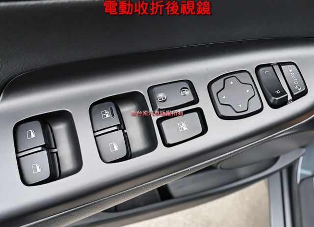 4WD旗艦版✓全車原鈑件✓里程保證✓AEB✓車道維持✓車載系統✓iKEY✓恆溫✓倒車顯影✓不用殺價就很便宜✓  第12張相片