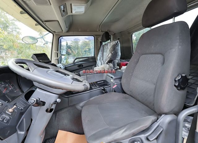 平路車✓自手排✓載重35噸✓視野輔助✓全程原廠保養✓事業打拼好幫手✓  第5張相片