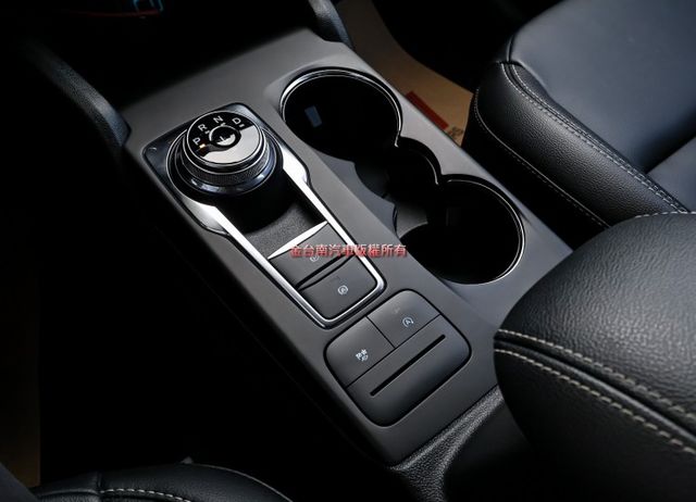 一手只跑4千✓全車原板件✓車況超好✓電動椅✓LV2安全輔助✓1.5渦輪✓車載系統✓可全貸✓不用殺價就很便宜✓  第19張相片