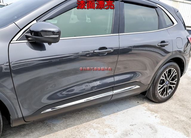 旗艦X版✓全景天窗✓電動椅✓B&O音響✓環景✓HUD✓感應尾門✓LV2✓車況超好✓可全貸✓不用殺價就很便宜✓  第6張相片