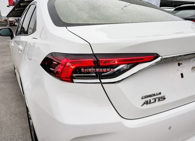 國民神車✓一手車✓只跑5.9萬✓全車原鈑件✓ACC✓AEB✓車道維持✓恆溫✓九安✓里程保證✓可全貸!  第7張相片