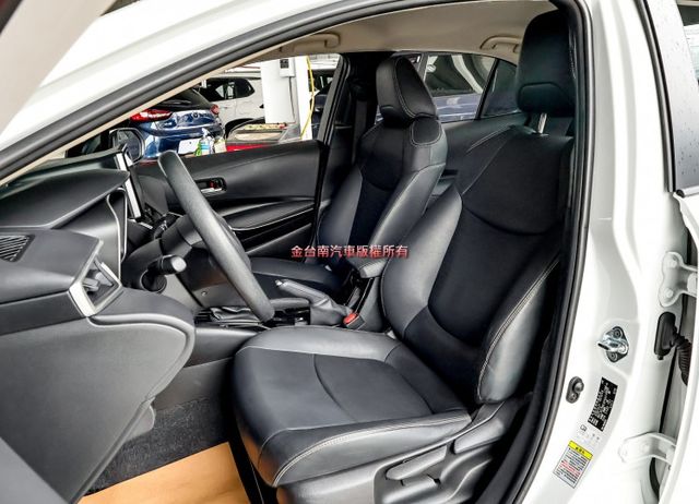國民神車✓一手車✓只跑5.9萬✓全車原鈑件✓ACC✓AEB✓車道維持✓恆溫✓九安✓里程保證✓可全貸!  第9張相片