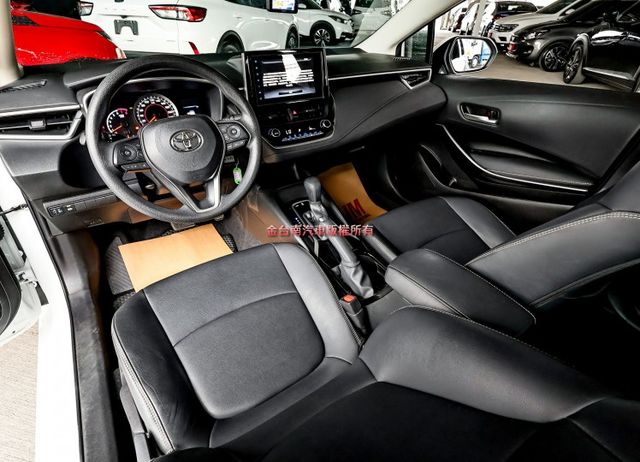 國民神車✓一手車✓只跑5.9萬✓全車原鈑件✓ACC✓AEB✓車道維持✓恆溫✓九安✓里程保證✓可全貸!  第11張相片