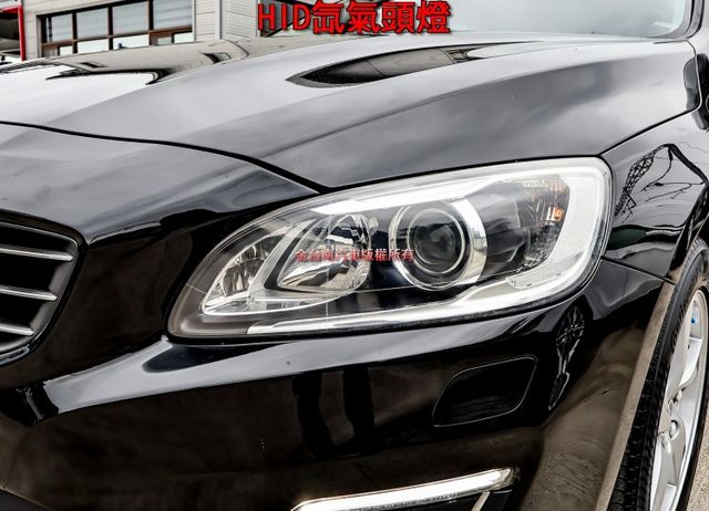 17/11出廠-18/1領✓一手車✓只跑12.2萬✓原鈑件✓ACC✓AEB✓車道偏離✓盲點✓記憶椅✓雙區恆溫✓可全貸✓  第6張相片