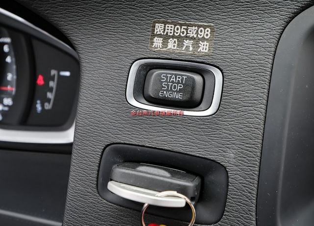 17/11出廠-18/1領✓一手車✓只跑12.2萬✓原鈑件✓ACC✓AEB✓車道偏離✓盲點✓記憶椅✓雙區恆溫✓可全貸✓  第14張相片