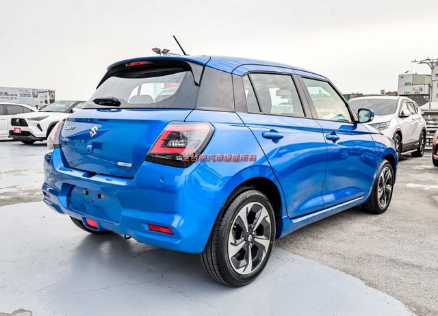 大改版✓25年式25年領牌✓一手只跑1千✓全車原板件✓ACC✓AEB✓車道維持✓車載系統✓恆溫✓iKEY✓可全貸✓  第2張相片