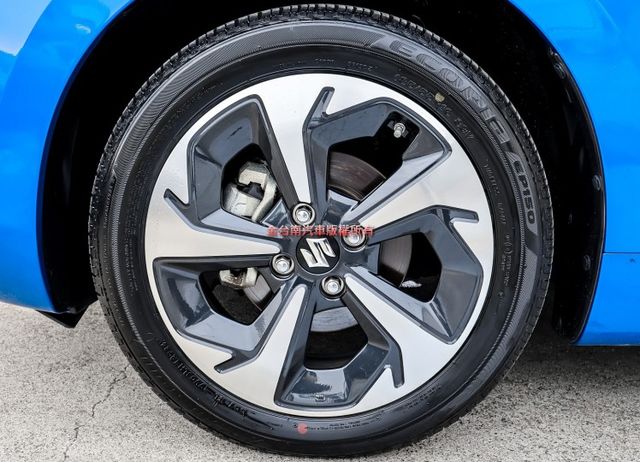 大改版✓25年式25年領牌✓一手只跑1千✓全車原板件✓ACC✓AEB✓車道維持✓車載系統✓恆溫✓iKEY✓可全貸✓  第7張相片