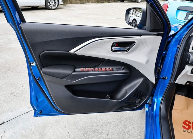 大改版✓25年式25年領牌✓一手只跑1千✓全車原板件✓ACC✓AEB✓車道維持✓車載系統✓恆溫✓iKEY✓可全貸✓  第10張相片