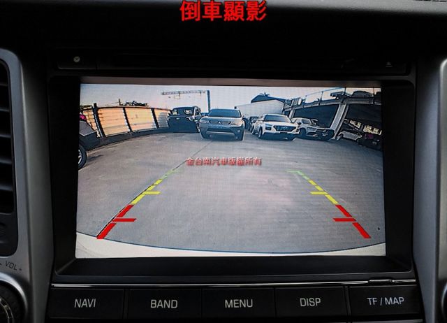 汽油時尚版✓原廠保養✓全車原板件✓車況超好✓電動椅✓影音系統✓iKEY✓雙區恆溫✓可全貸✓不用殺價就很便宜✓  第15張相片