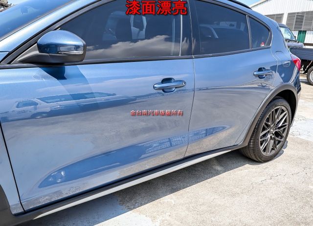 ACTIVE任性版✓電動椅✓B&O音響✓LV2✓182匹馬力✓LED頭燈✓車載系統✓HUD✓iKEY✓全車原板件✓可全貸  第6張相片