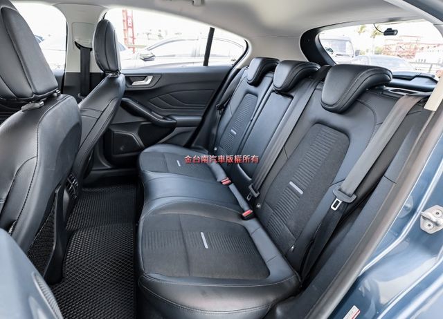 ACTIVE任性版✓電動椅✓B&O音響✓LV2✓182匹馬力✓LED頭燈✓車載系統✓HUD✓iKEY✓全車原板件✓可全貸  第9張相片