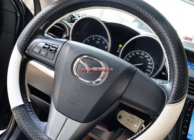 頂級版✓只跑6.6萬✓安卓主機✓衛星導航✓倒車顯影✓分區恆溫✓雙安✓可全貸✓不用殺價就很便宜✓  第14張相片