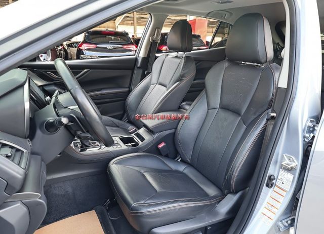 i-S EyeSight✓4WD✓一手只跑7.7萬✓原鈑件✓電動椅✓iKEY✓ACC✓AEB✓車道偏離✓盲點✓可全貸✓  第9張相片