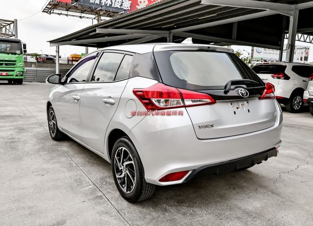 經典版✓原廠保固中✓九安✓一手車✓全車原鈑件✓循跡防滑✓ABS✓電動收折後視鏡✓里程保證✓可全貸!  第2張相片